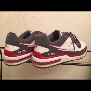 Nike Air Max's size 11.5