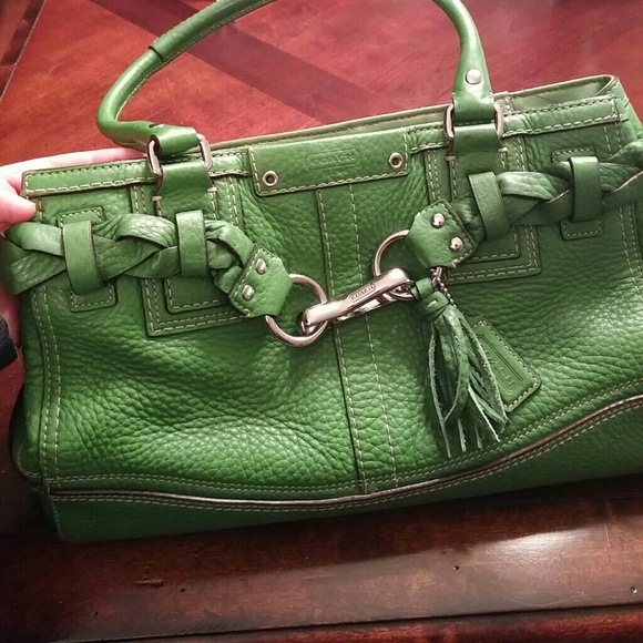 Authentic Coach handbag ??