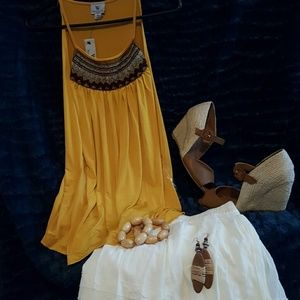 Worthington dressy tank