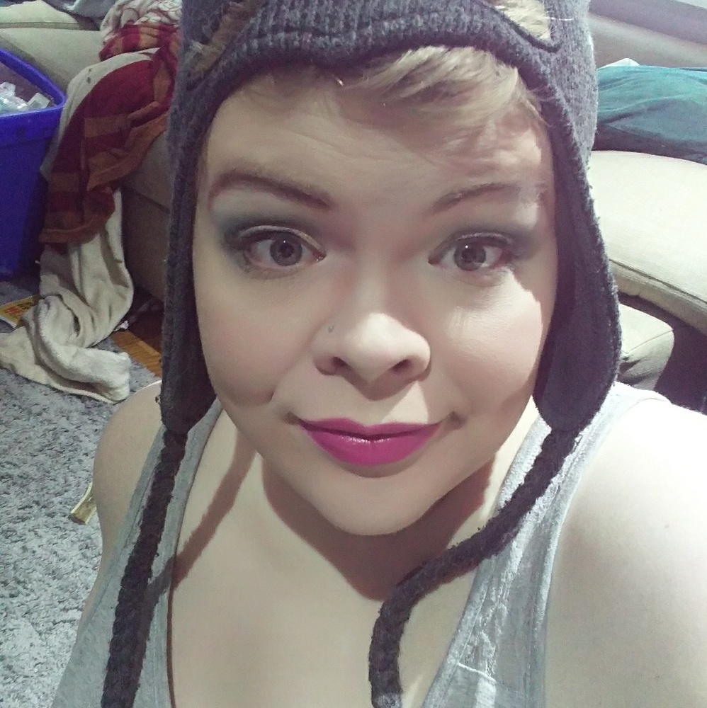 Meet your Posher, Laur