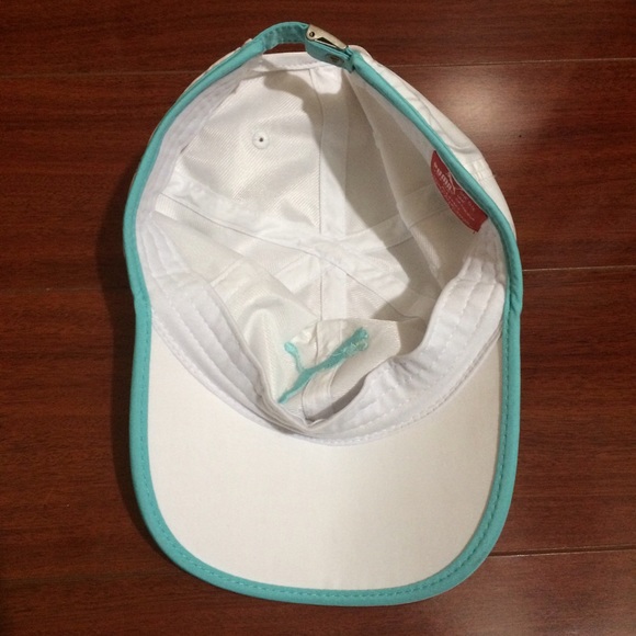 Puma hat - Picture 2 of 2