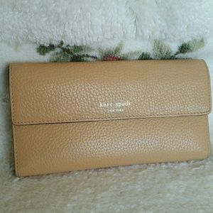 Lowest💛Kate spade wallet