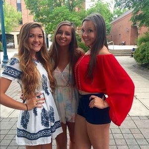 Meet your Posher, Caroline