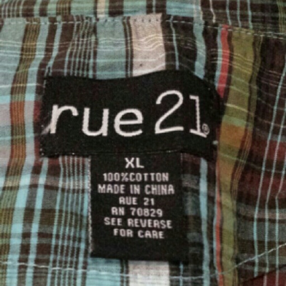 Versatile Short Sleeve Rue21 Shirt size XL - Picture 4 of 4