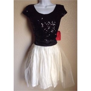 🎉NEW🎉Beaded Dress