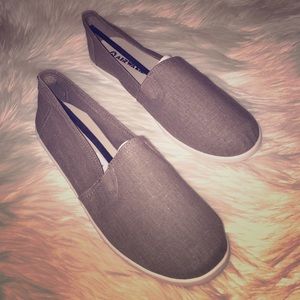 Final price❗️NWT Airwalk loafers