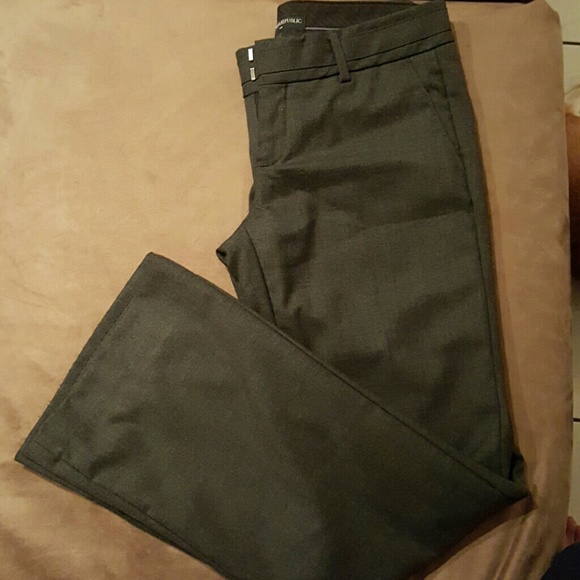 Dark gray pant