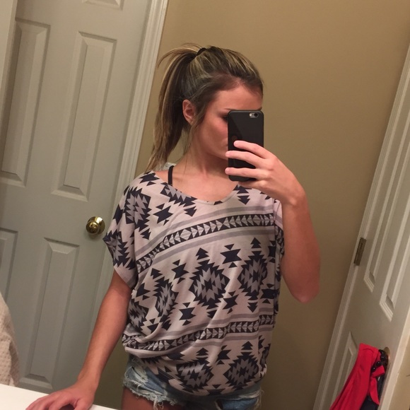 Forever 21 Aztec shirt