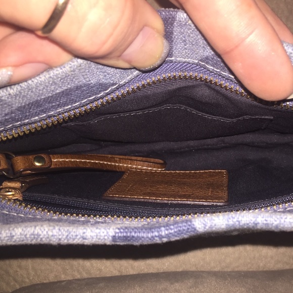 Pristine Vintage Coach - Picture 3 of 4