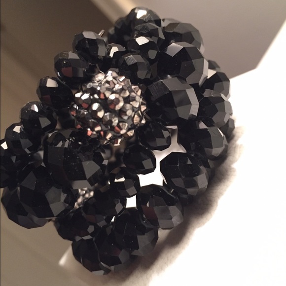 🆕 NWOT Coil Black Stone Bracelet