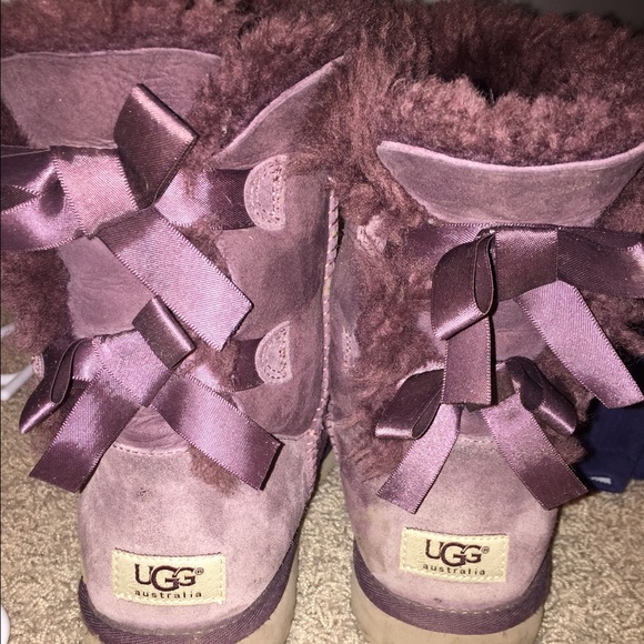 Size 7 Bailey Bow Ugg Boots