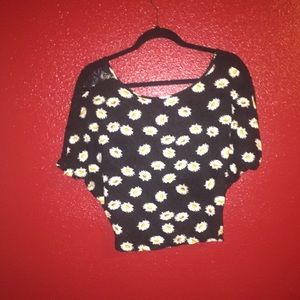 Cute Daisy Crop Top with Bowed Back