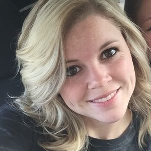 Meet your Posher, Casey