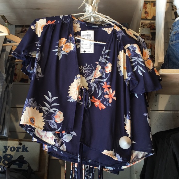 Pre-loved navy floral print Leesa silky top - Picture 4 of 5