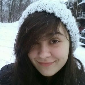 Meet your Posher, Jewel