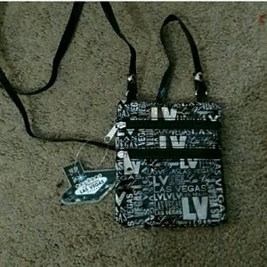 Vegas Cross Body