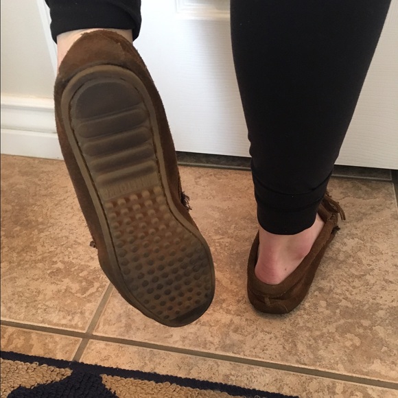 Kilty Minnetonka Moccasins brown - Picture 4 of 4