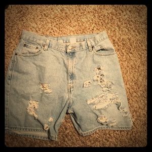 Levi's blue jean shorts for summer