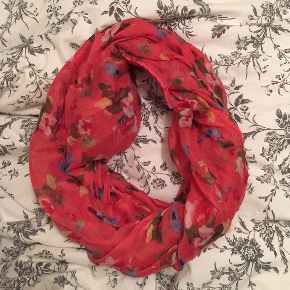 Lightweight Floral Infinity Scarf