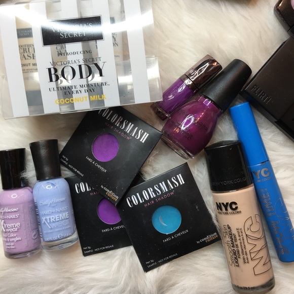 MAKEUP LOT - Picture 4 of 4