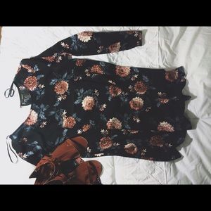 Long sleeve floral shift dress