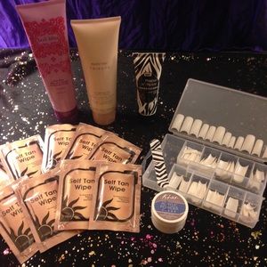 Self tan wipes, acrylic white sparkle nails