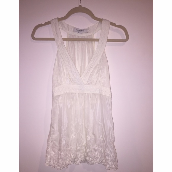 Forever 21 Tops - Off white tank✨