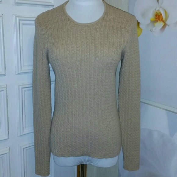 Ann Taylor scoop neck 100% lambswool