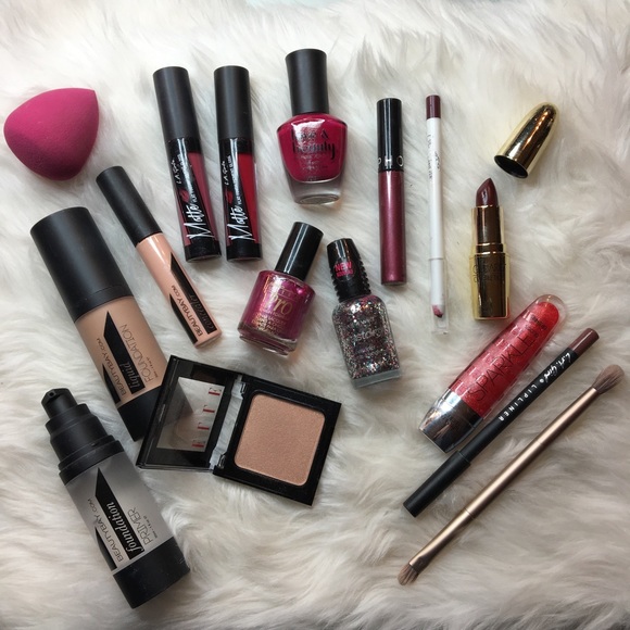 MAKEUP LOT