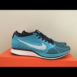 NIKE FLYKNIT RACER BLUE