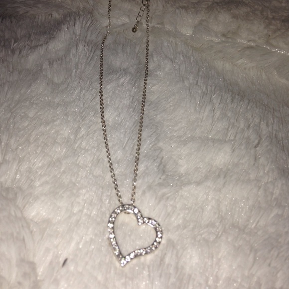 Rhinestone heart on 16" Silver chain