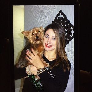 Meet your Posher, Carolina