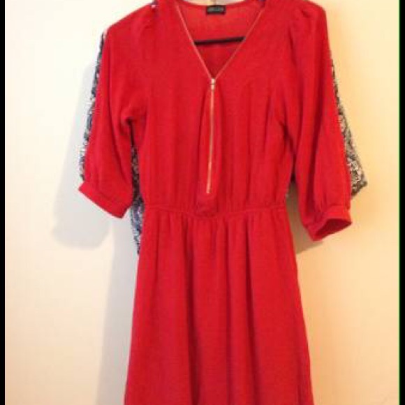🔴❌SOLD 🔴❌Nursing/breastfeeding friendly summer