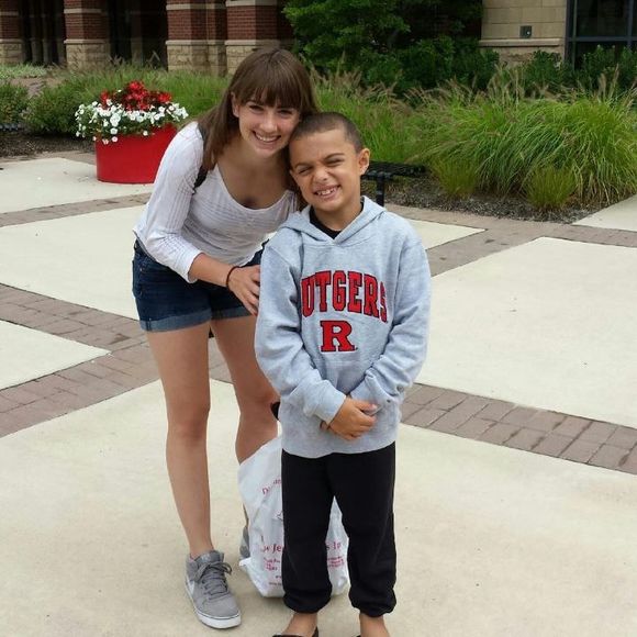 Meet your Posher, Danielle