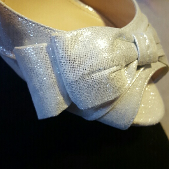 Shoes - Picture 4 of 4