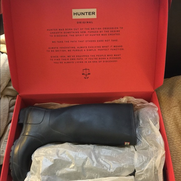 Hunter boots. Navy.