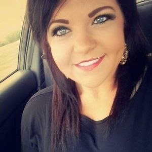 Meet your Posher, Bailee