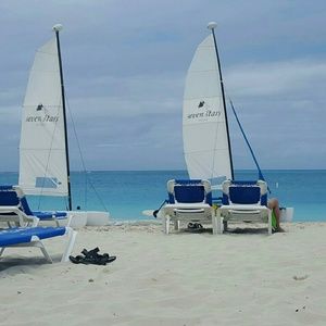 Meet your Posher, Deandra