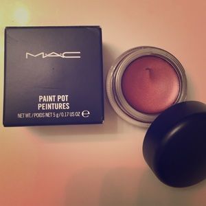 MAC Paint Pot
