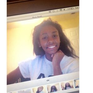 Meet your Posher, Jade