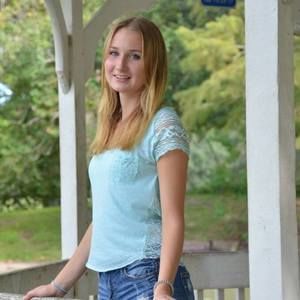 Meet your Posher, Vanessa