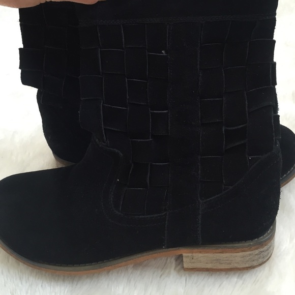 Urban Outfitters Ecoté black boots suede - Picture 2 of 4