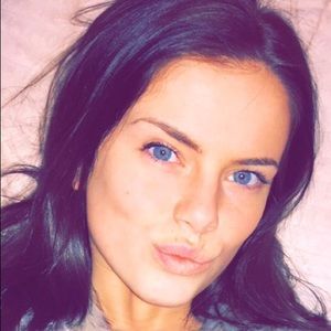 Meet your Posher, Molly