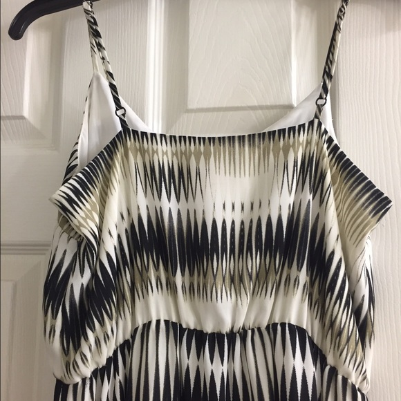 Vince Camuto print maxi dress - Picture 3 of 4