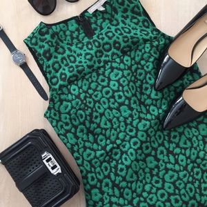 Banana Republic Sleeveless top