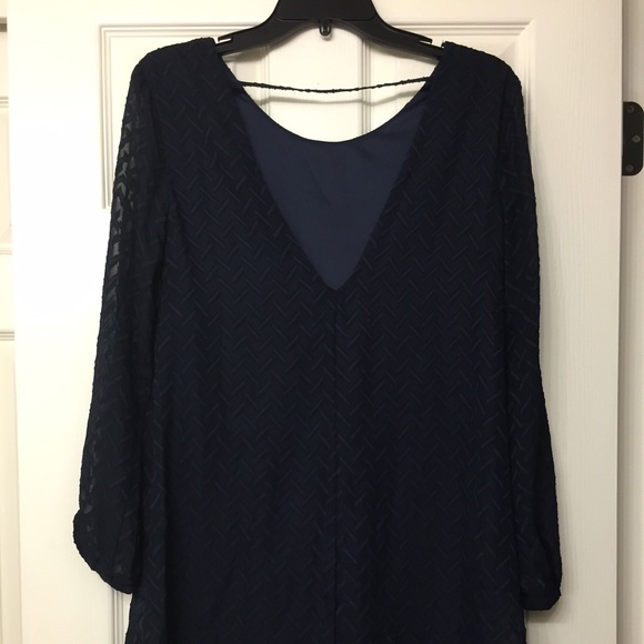 ASTR sheer navy blue mini dress with V-back - Picture 3 of 3