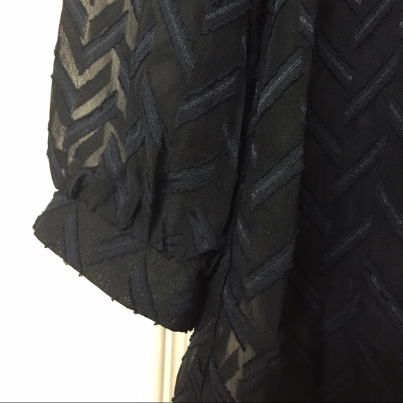 ASTR sheer navy blue mini dress with V-back - Picture 2 of 3