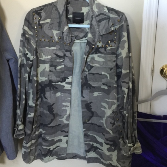 camo army jacket
