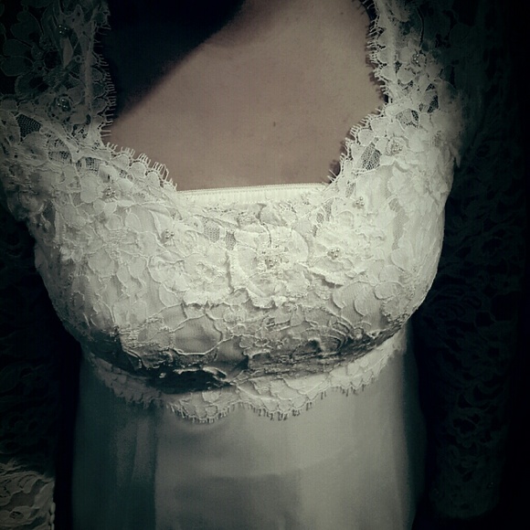 Beautiful Lace Vintage inspired Wedding Dress
