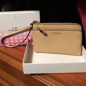 Brand new coach wristlet!
